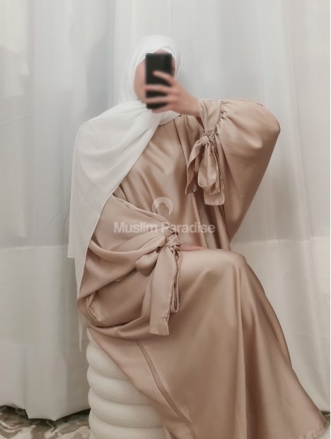 Abaya Satiné à noeuds beige