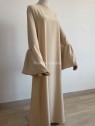 Abaya grandes manches tulipe beige