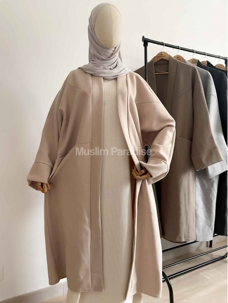 Manteau beige avec poches