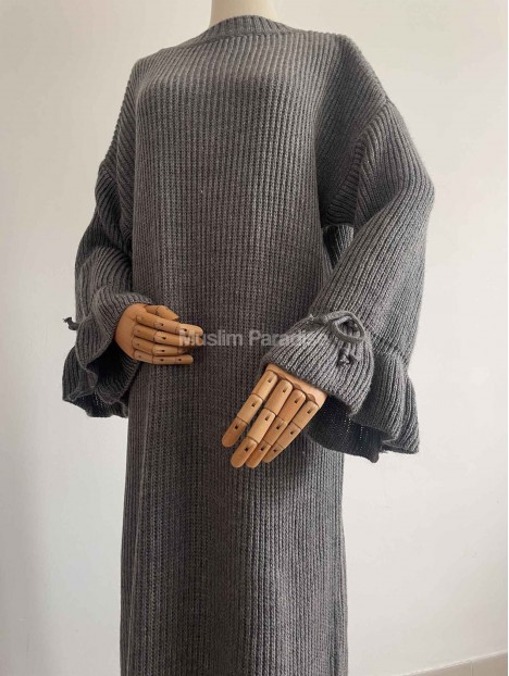 Robe pull gris foncé