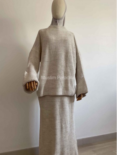 Ensemble Pull Jupe Modeste