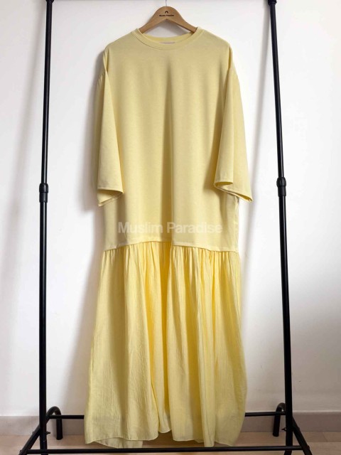 Vestido tipo camiseta informal de algodón con un moderno bajo con volantes - Muslim Paradise