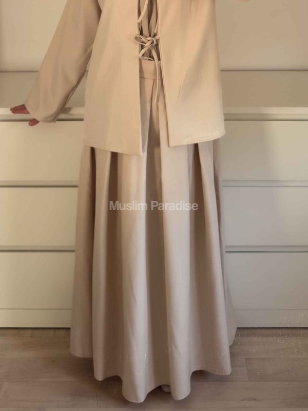 Look mastour avec jupe longue